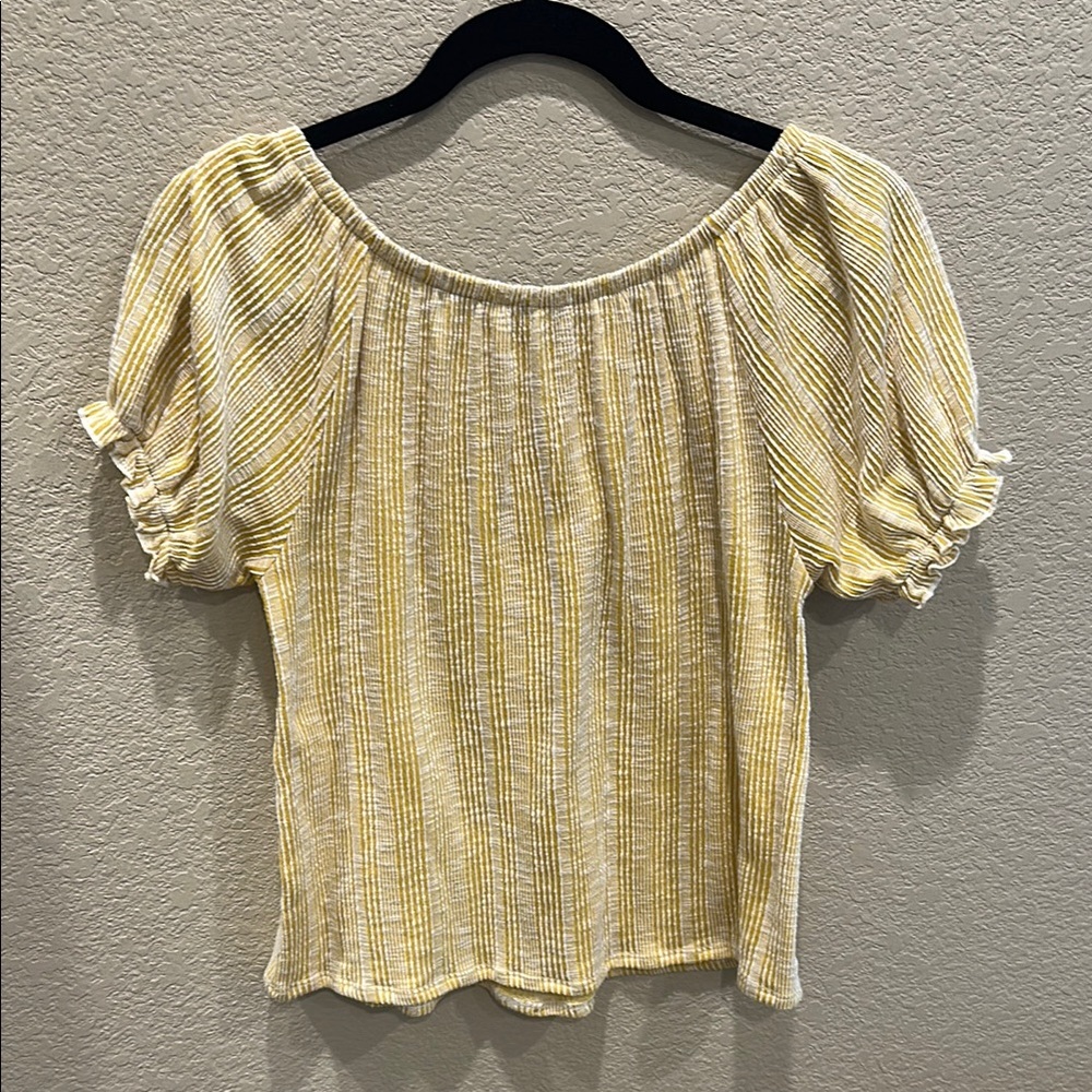 W5 Yellow and White Blouse with Ruched Neckline and Buttoned Style - Picture 2 of 3